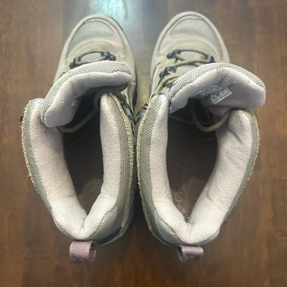 Columbia Waterproof Gray and Purple Winter Boots Size 7.5